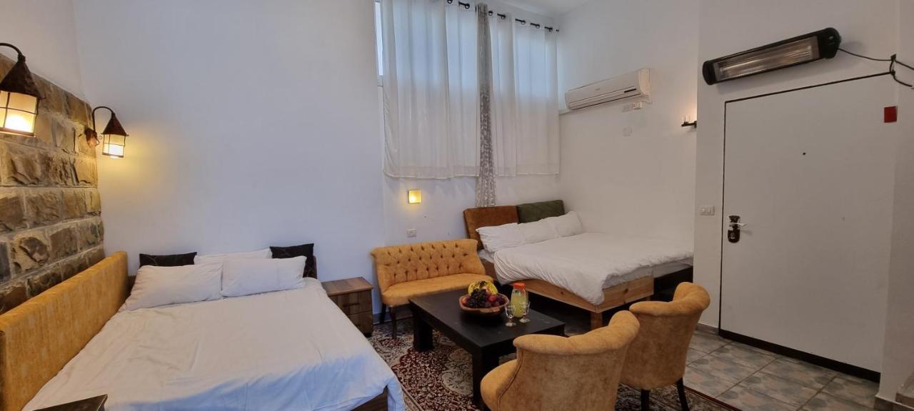 Sanabl Druze Hospitality Bed & Breakfast Ein Kinya Ngoại thất bức ảnh