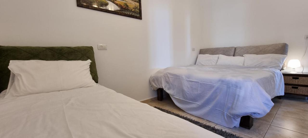 Sanabl Druze Hospitality Bed & Breakfast Ein Kinya Ngoại thất bức ảnh